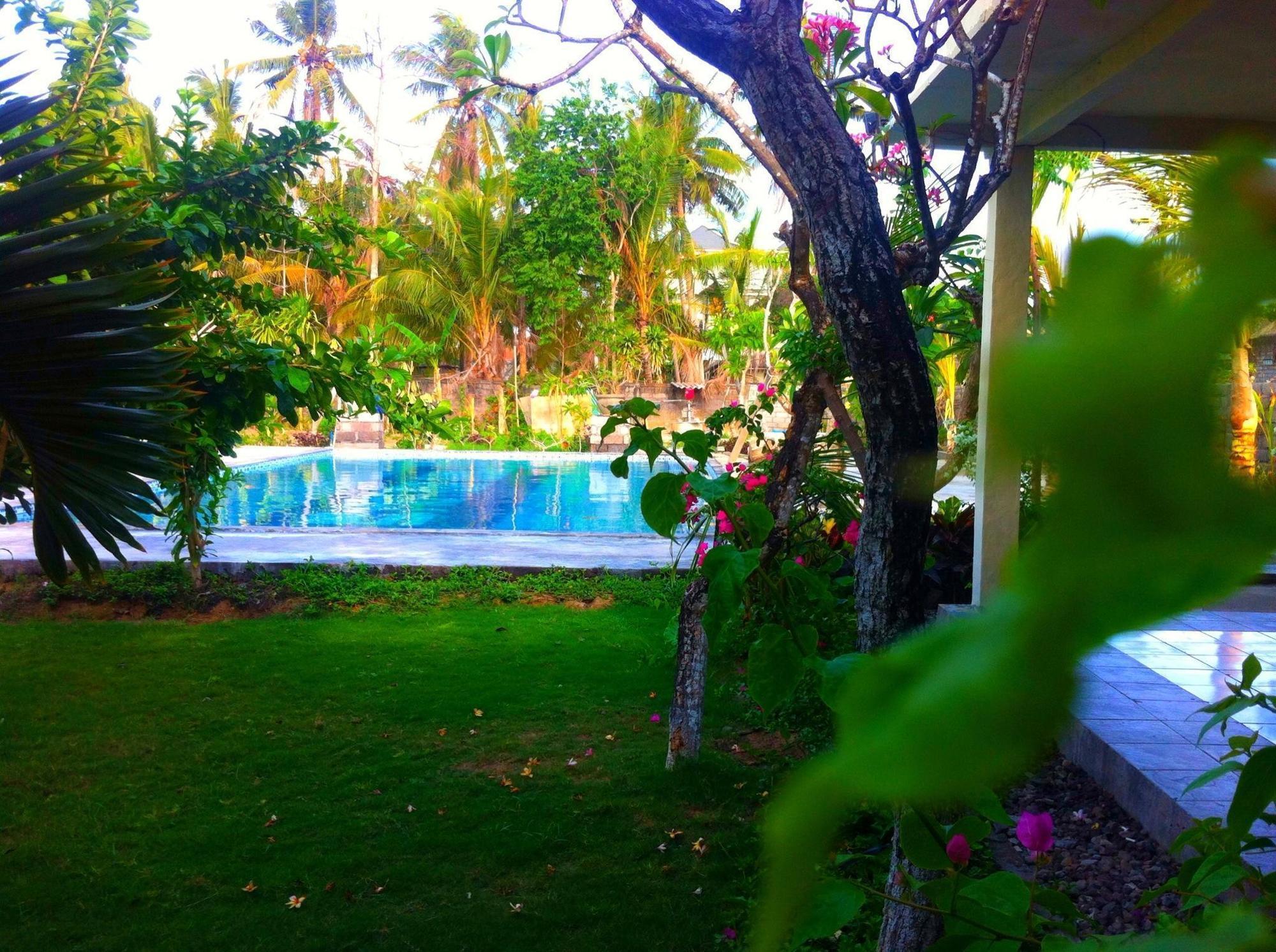 Vico Hotel Nusa Dua  Buitenkant foto