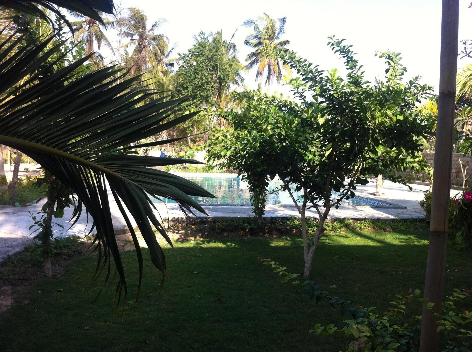 Vico Hotel Nusa Dua  Buitenkant foto